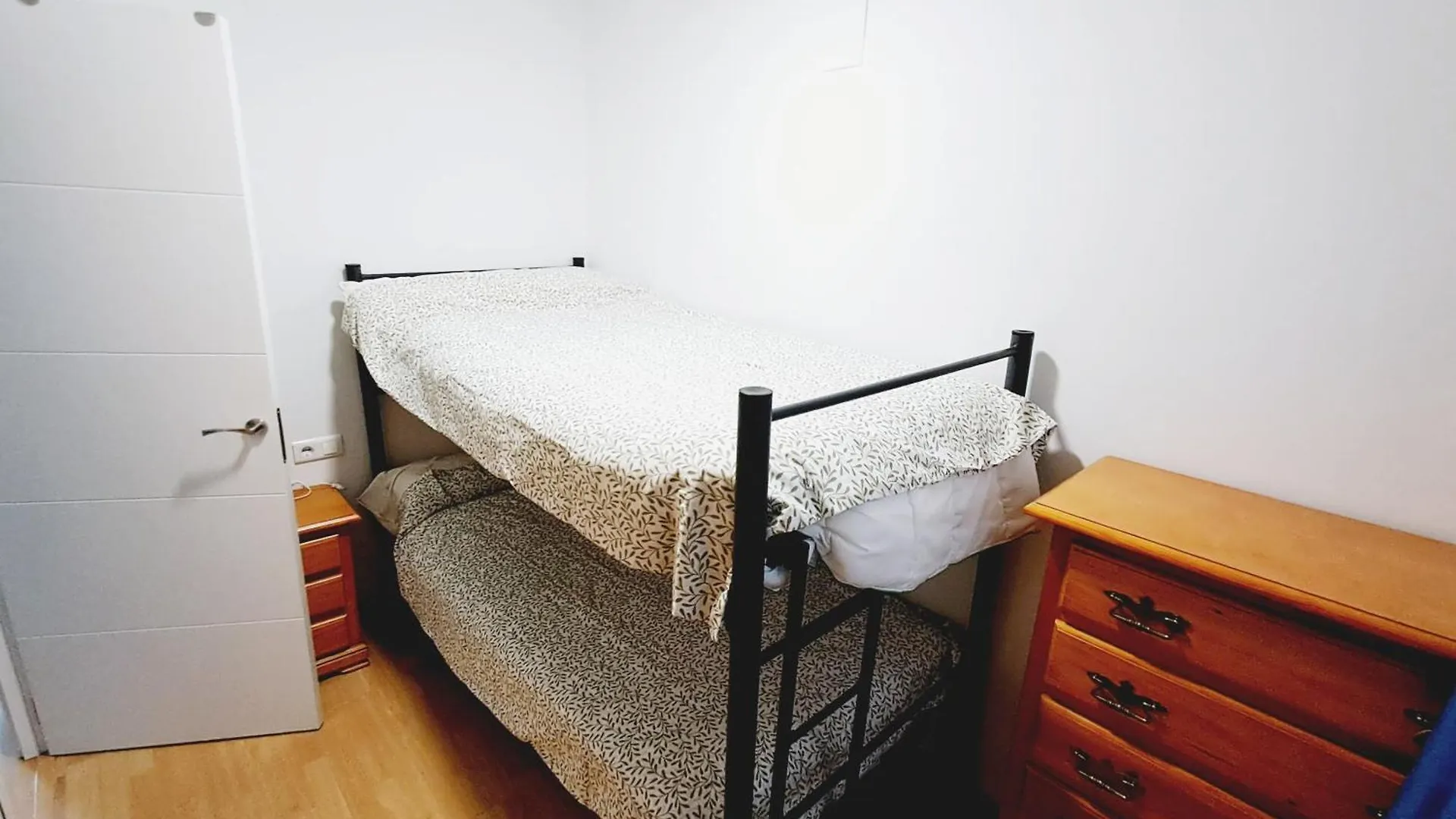 Beautiful 3 Bedroom, Carihuela Torremolinos